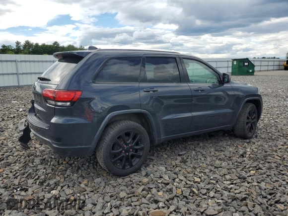 2017 Jeep Grand Cherokee Altitude z VIN 1C4RJFAG9HC786670, wystawiony jako Copart lot #58007254 z przebiegiem 117 638 mil mil oraz Szkoda całkowita • Salvage title. Historia ofert i sprzedaży dostępna na DreamBid. Obrazek 3.