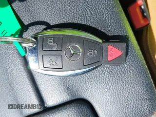 2011 Mercedes-Benz E 350 Luxury с VIN WDDHF5GB6BA467562, выставлен на аукционе IAAI как лот 42461058 с пробегом 113 782 миль миль и . История ставок и продаж доступна на DreamBid. Изображение 11.