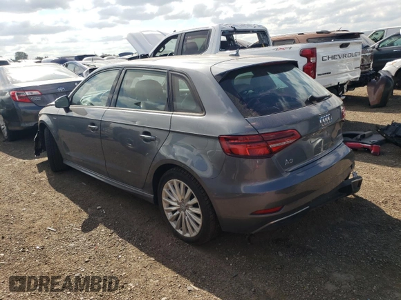 2017 Audi A3 e-tron Sportback Premium z VIN WAUUPBFF0HA040098, wystawiony jako Copart lot #67541104 z przebiegiem 17 164 mil mil oraz Szkoda całkowita • Salvage title. Historia ofert i sprzedaży dostępna na DreamBid. Obrazek 2.