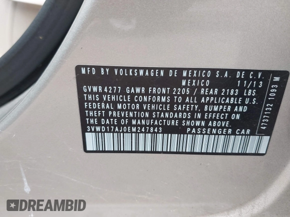 2014 Volkswagen Jetta SE z VIN 3VWD17AJ0EM247843, wystawiony jako IAAI lot #42385042 z przebiegiem 181 994 mil mil oraz . Historia ofert i sprzedaży dostępna na DreamBid. Obrazek 9.