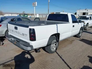 2006 Chevrolet Silverado 1500 Work Truck with VIN 3GCEC14X06G247064, listed as a IAAI auction lot 41655529 with 206,434 mi miles. Bid and sale history available at carsss.com. Image 4.