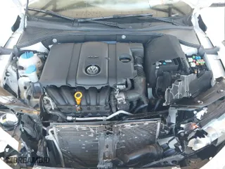 2012 Volkswagen Passat SE w/Sunroof with VIN 1VWBP7A32CC025052, listed as a IAAI auction lot 41960259 with 46,478 mi miles. Bid and sale history available at carsss.com. Image 10.