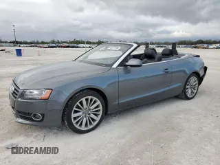2012 Audi A5 Premium Plus z VIN WAULFAFH8CN000802, wystawiony jako Copart lot #45727785 z przebiegiem Nie podano mil oraz Szkoda całkowita • Salvage title. Historia ofert i sprzedaży dostępna na DreamBid. Obrazek 1.