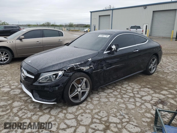 2017 Mercedes-Benz C 300 z VIN WDDWJ4KB2HF371513, wystawiony jako Copart lot #51837745 z przebiegiem 111 560 mil mil oraz Szkoda całkowita • Salvage title. Historia ofert i sprzedaży dostępna na DreamBid. Obrazek 1.