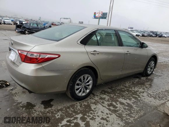 2015 Toyota Camry XLE with VIN 4T1BF1FKXFU991999, listed as a Copart auction lot 50639475 with 127,682 mi miles and Salvage Title. Bid and sale history available at DreamBid. Image 3.