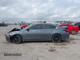 2018 Nissan Altima 2.5 S with VIN 1N4AL3AP9JC288485, listed as a IAAI auction lot 40718406 with 106,819 mi miles. Bid and sale history available at carsss.com. Image 14.