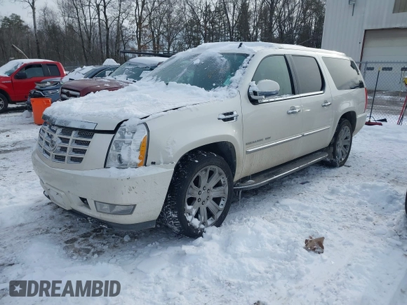 2011 Cadillac Escalade ESV Luxury z VIN 1GYS4HEF8BR334696, wystawiony jako IAAI lot #41511419 z przebiegiem 141 877 mil mil oraz . Historia ofert i sprzedaży dostępna na DreamBid. Obrazek 17.