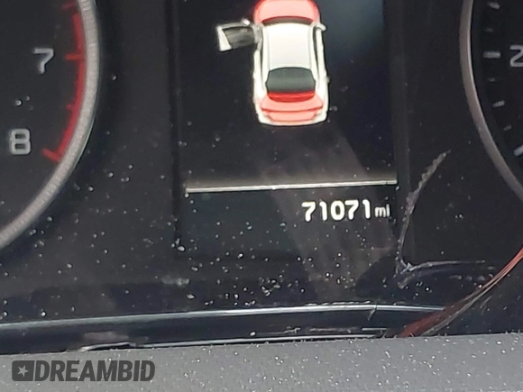 2022 Kia K5 GT-Line z VIN 5XXG64J28NG088578, wystawiony jako IAAI lot #41933138 z przebiegiem 71 071 mil mil oraz . Historia ofert i sprzedaży dostępna na DreamBid. Obrazek 15.