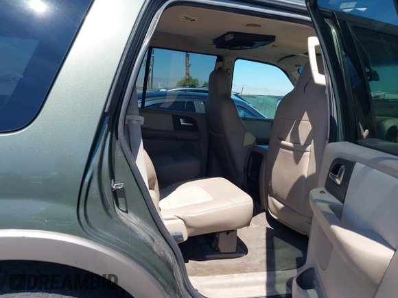 2003 Ford Expedition Eddie Bauer with VIN 1FMRU17W83LC12252, listed as a IAAI auction lot 42679427 with 345,559 mi miles and . Bid and sale history available at DreamBid. Image 8.