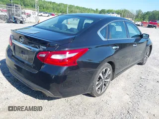 2016 Nissan Altima SL with VIN 1N4AL3AP5GC227580, listed as a IAAI auction lot 42187177 with 136,902 mi miles and . Bid and sale history available at carsss.com. Image 4.