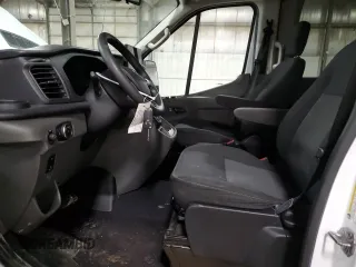 2022 Ford Transit Passenger XL z VIN 1FBAX2C82NKA78986, wystawiony jako Copart lot #42490795 z przebiegiem 63 246 mil mil oraz Czysty tytuł • Clean title. Historia ofert i sprzedaży dostępna na DreamBid. Obrazek 7.