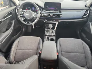 2023 Kia Seltos S with VIN KNDEU2AA5P7397364, listed as a Copart auction lot 64648355 with 20,510 mi miles and Salvage title. Bid and sale history available at DreamBid. Image 8.