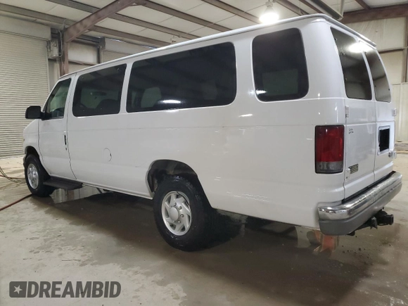 2002 Ford Econoline Passenger XL с VIN 1FBSS31S52HA39048, выставлен на аукционе Copart как лот 87632735 с пробегом 166 850 миль миль и Списание • Salvage title. История ставок и продаж доступна на DreamBid. Изображение 2.