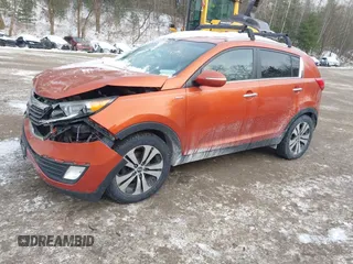 2013 Kia Sportage EX z VIN KNDPCCA22D7392791, wystawiony jako IAAI lot #41362982 z przebiegiem 90 361 mil mil oraz . Historia ofert i sprzedaży dostępna na DreamBid. Obrazek 17.