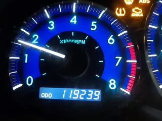 2008 Toyota Sienna XLE with VIN 5TDZK22C38S151671, listed as a IAAI auction lot 41046569 with 119,239 mi miles. Bid and sale history available at carsss.com. Image 15.