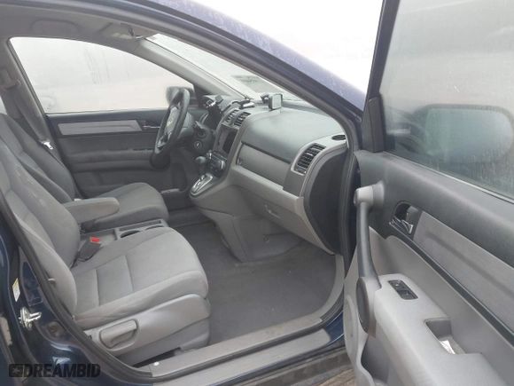 2011 Honda CR-V LX with VIN 5J6RE3H3XBL020700, listed as a IAAI auction lot 41805400 with 223,211 mi miles. Bid and sale history available at carsss.com. Image 5.