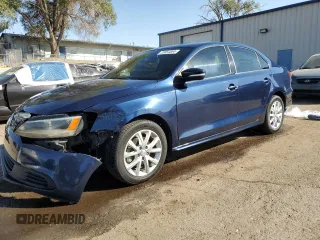2011 Volkswagen Jetta SE z VIN 3VWDZ7AJ4BM329627, wystawiony jako Copart lot #73354564 z przebiegiem 83 875 mil mil oraz Szkoda całkowita • Salvage title. Historia ofert i sprzedaży dostępna na DreamBid. Obrazek 1.