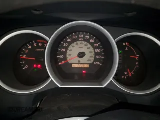 2011 Toyota Tacoma with VIN 5TFUU4EN0BX001483, listed as a Copart auction lot 45339015 with 200,917 mi miles and Clean Title. Bid and sale history available at carsss.com. Image 9.