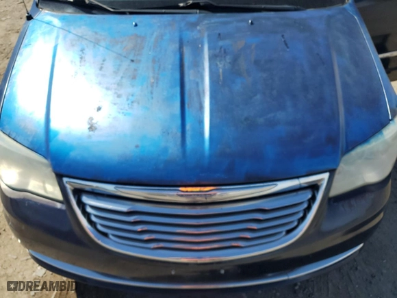 2012 Chrysler Town & Country Touring with VIN 2C4RC1BG4CR226907, listed as a Copart auction lot 49780245 with 132,109 mi miles and Clean Title. Bid and sale history available at carsss.com. Image 12.