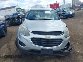 2017 Chevrolet Equinox LS z VIN 2GNALBEK2H1539891, wystawiony jako IAAI lot #41878091 z przebiegiem 143 149 mil mil oraz . Historia ofert i sprzedaży dostępna na DreamBid. Obrazek 12.