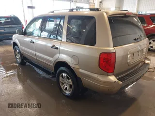 2005 Honda Pilot EX-L with VIN 2HKYF18595H542103, listed as a IAAI auction lot 41472326 with 269,844 mi miles. Bid and sale history available at carsss.com. Image 3.