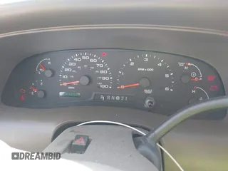 2002 Ford Excursion Limited z VIN 1FMNU43S32ED21966, wystawiony jako IAAI lot #41395015 z przebiegiem 224 696 mil mil oraz . Historia ofert i sprzedaży dostępna na DreamBid. Obrazek 7.