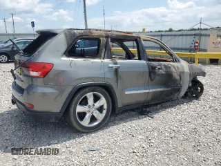 2013 Jeep Grand Cherokee Overland with VIN 1C4RJFCT1DC568100, listed as a Copart auction lot 67748514 with 0 mi miles and Non Repairable. Bid and sale history available at carsss.com. Image 3.