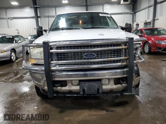2002 Ford Excursion Limited z VIN 1FMNU43S22EB80551, wystawiony jako Copart lot #44629455 z przebiegiem 182 013 mil mil oraz Szkoda całkowita • Salvage title. Historia ofert i sprzedaży dostępna na DreamBid. Obrazek 5.