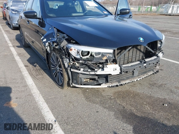 2018 BMW 5 Series 530i xDrive с VIN WBAJA7C55JWA71551, выставлен на аукционе IAAI как лот 41779459 с пробегом 155 424 миль миль и . История ставок и продаж доступна на DreamBid. Изображение 6.