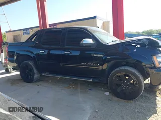2007 Chevrolet Avalanche LTZ with VIN 3GNFK12307G246240, listed as a IAAI auction lot 41781994 with 170,140 mi miles and . Bid and sale history available at DreamBid. Image 13.