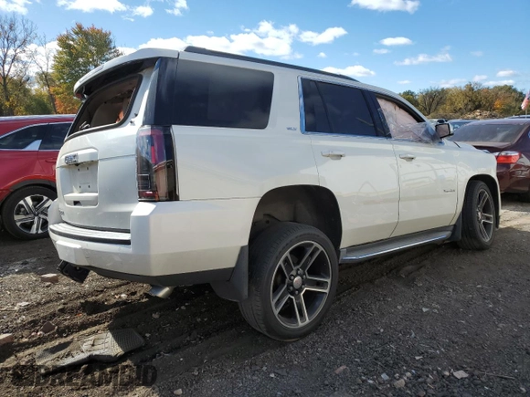 2015 GMC Yukon SLT with VIN 1GKS2BKC3FR143491, listed as a Copart auction lot 76062044 with Not Provided miles and Salvage Title. Bid and sale history available at DreamBid. Image 3.