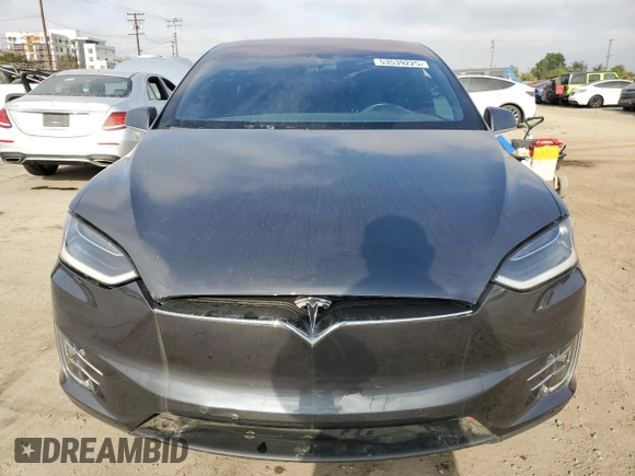 2016 Tesla Model X 70D with VIN 5YJXCAE2XGF001562, listed as a Copart auction lot 53539225 with 73,274 mi miles and Salvage Title. Bid and sale history available at DreamBid. Image 5.