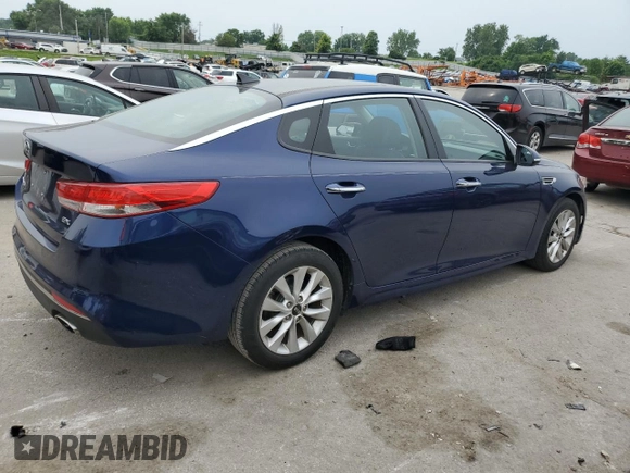 2017 Kia Optima EX with VIN 5XXGU4L35HG158389, listed as a Copart auction lot 59822505 with 80,051 mi miles and Salvage title. Bid and sale history available at DreamBid. Image 3.