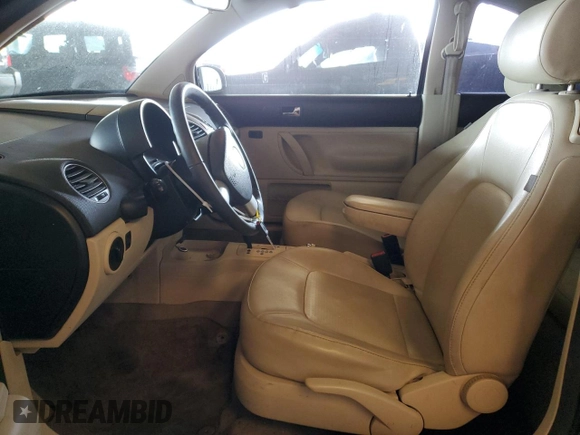 2009 Volkswagen Beetle S с VIN 3VWPG31C39M507292, выставлен на аукционе Copart как лот 49741035 с пробегом 101 343 миль миль и Списание • Salvage title. История ставок и продаж доступна на DreamBid. Изображение 7.