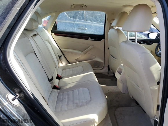 2012 Volkswagen Passat TDI SEL Premium with VIN 1VWCN7A38CC002224, listed as a Copart auction lot 43112335 with 158,862 mi miles and Salvage Title. Bid and sale history available at carsss.com. Image 10.