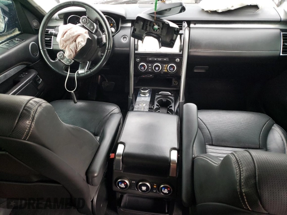 2017 Land Rover Discovery First Edition with VIN SALRTBBV4HA016252, listed as a Copart auction lot 63343764 with 54,594 mi miles and Salvage Title. Bid and sale history available at carsss.com. Image 8.