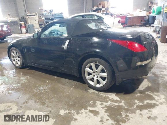 2004 Nissan 350Z Touring with VIN JN1AZ36AX4T014409, listed as a IAAI auction lot 41610945 with 86,756 mi miles. Bid and sale history available at carsss.com. Image 3.