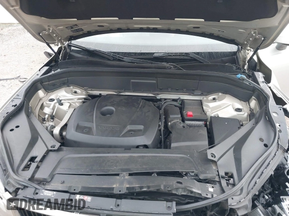 2016 Volvo XC90 T6 Momentum with VIN YV4A22PK7G1078794, listed as a IAAI auction lot 41874698 with 120,256 mi miles. Bid and sale history available at carsss.com. Image 10.
