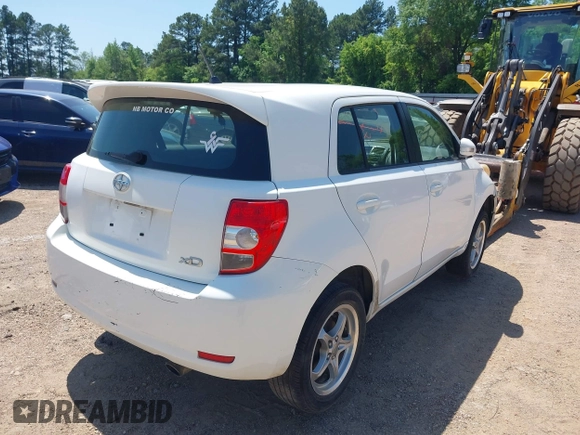 2008 Scion xD with VIN JTKKU104X8J001399, listed as a IAAI auction lot 41840689 with 220,468 mi miles. Bid and sale history available at carsss.com. Image 4.