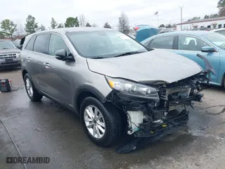 2019 Kia Sorento S V6 with VIN 5XYPGDA53KG482987, listed as a IAAI auction lot 41519965 with 95,708 mi miles. Bid and sale history available at carsss.com. Image 1.