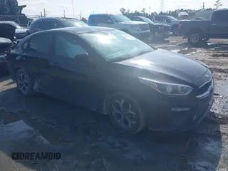 2020 Kia Forte LXS with VIN 3KPF24AD3LE142254, listed as a IAAI auction lot 41902744 with 75,000 mi miles and . Bid and sale history available at carsss.com. Image 1.