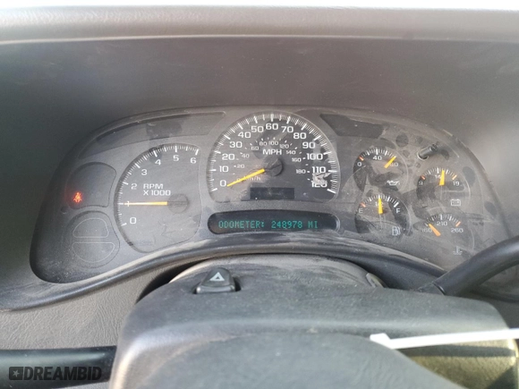 2004 GMC Sierra 1500 SLT with VIN 2GTEK19TX41147066, listed as a Copart auction lot 49426025 with 248,978 mi miles and Salvage Title. Bid and sale history available at carsss.com. Image 9.