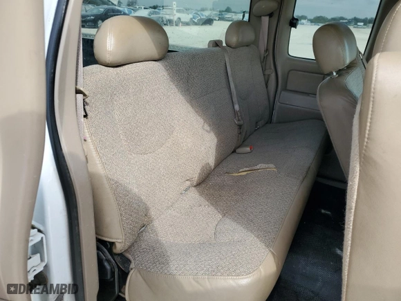 2006 Chevrolet Silverado 1500 LS with VIN 1GCEC19X46Z194393, listed as a Copart auction lot 45478015 with 330,693 mi miles and Salvage Title. Bid and sale history available at carsss.com. Image 10.