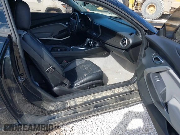 2018 Chevrolet Camaro 1LT with VIN 1G1FB1RS2J0125686, listed as a IAAI auction lot 41653211 with 78,100 mi miles and . Bid and sale history available at DreamBid. Image 5.