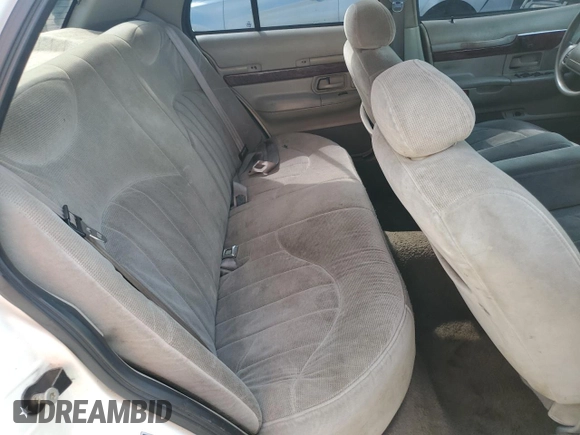 2000 Mercury Grand Marquis GS z VIN 2MEFM74WXYX699560, wystawiony jako Copart lot #57721925 z przebiegiem 246 297 mil mil oraz Szkoda całkowita • Salvage title. Historia ofert i sprzedaży dostępna na DreamBid. Obrazek 10.