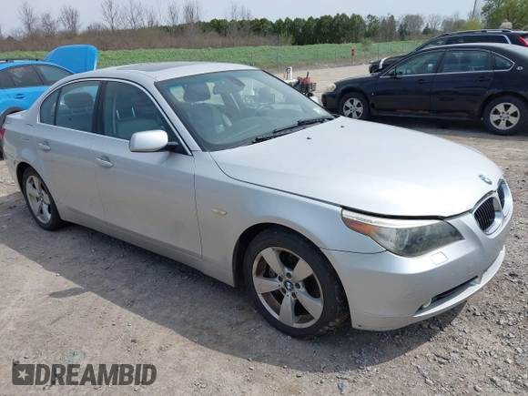 2007 BMW 5 Series 530xi with VIN WBANF73557CU22632, listed as a IAAI auction lot 42146692 with 136,547 mi miles and . Bid and sale history available at carsss.com. Image 1.