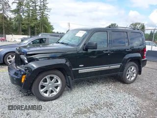 2012 Jeep Liberty Sport z VIN 1C4PJMAK7CW175981, wystawiony jako IAAI lot #42317545 z przebiegiem 75 211 mil mil oraz . Historia ofert i sprzedaży dostępna na DreamBid. Obrazek 14.