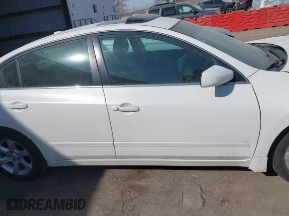 2008 Nissan Altima 2.5 S with VIN 1N4AL21E78C285006, listed as a IAAI auction lot 41788000 with 192,304 mi miles. Bid and sale history available at carsss.com. Image 13.