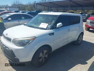 2014 Kia Soul with VIN KNDJN2A26E7029745, listed as a IAAI auction lot 41839177 with 183,915 mi miles. Bid and sale history available at carsss.com. Image 2.