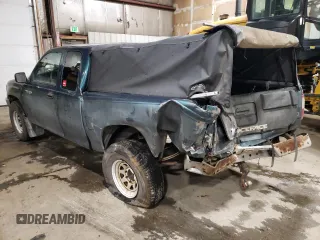 1997 Toyota T100 DX with VIN JT4UN22D1V0037581, listed as a Copart auction lot 87900225 with 276,033 mi miles and Non Repairable. Bid and sale history available at DreamBid. Image 2.